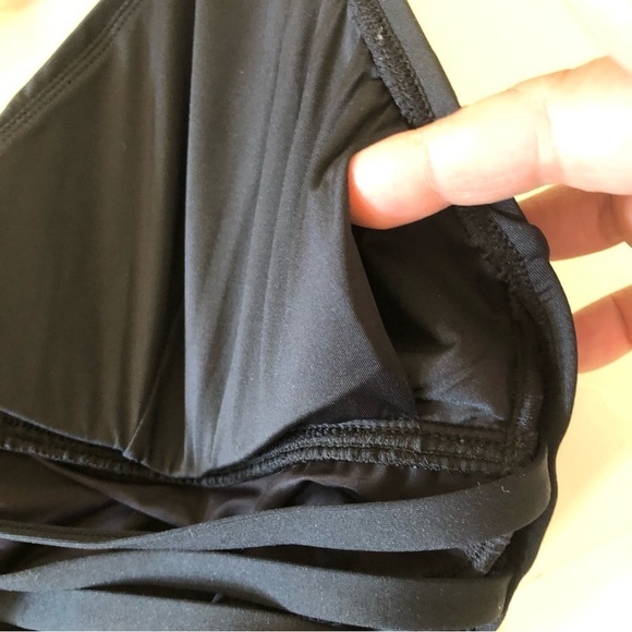 La Blanca Black Island Goddess Multi-Strap Cross-Back One Piece Swimsuit Size 16 - Picture 10 of 12